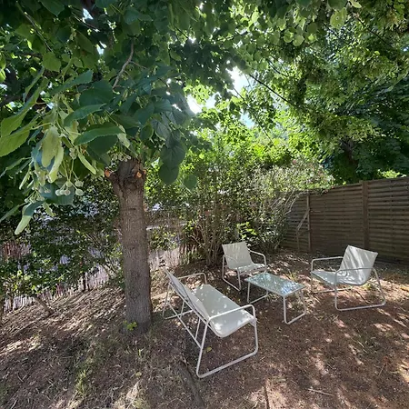 Rez De Jardin Avec Garage